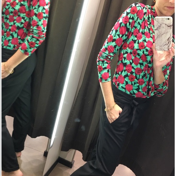 BLOGGER FAVORITE GORGEOUS NWT ZARA Floral Bodysuit - Picture 3 of 8